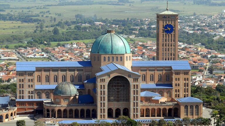 Iglesia en Brasil presenta una guía para fortalecer la educación desde los valores del Evangelio