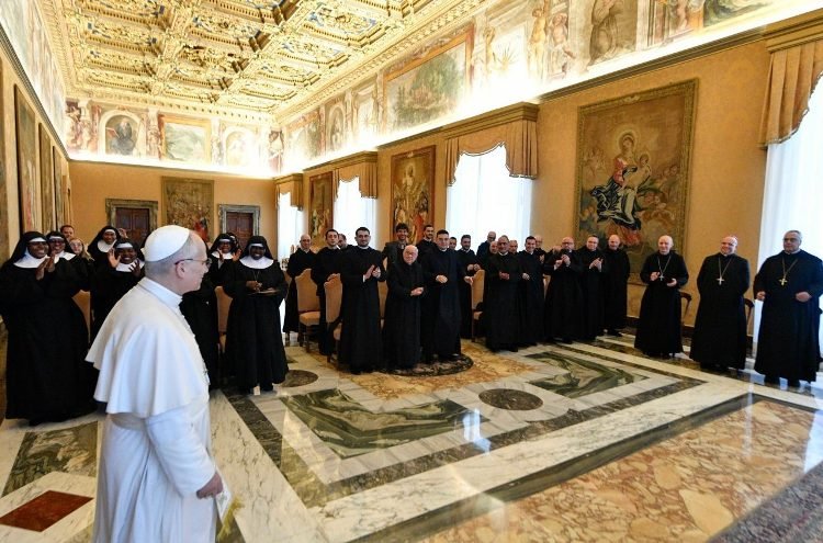 León XIV agradece la labor silenciosa de 13 mil monjas benedictinas y las anima a construir comunión y paz