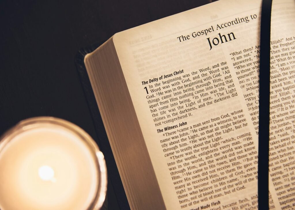 Biblia abierta para las lecturas del 16 de septiembre de 2026