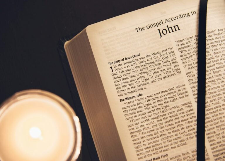 Biblia abierta para las lecturas del 16 de septiembre de 2026