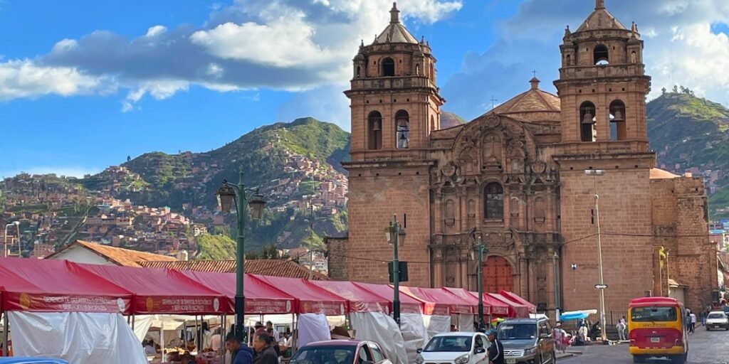 Iglesia en Lima para nota sobre la visita del Papa León XIV al Perú