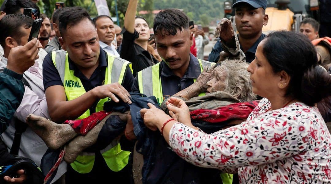 Católicos de Los Ángeles se movilizan para ayudar a las familias afectadas por el desastre en Nepal